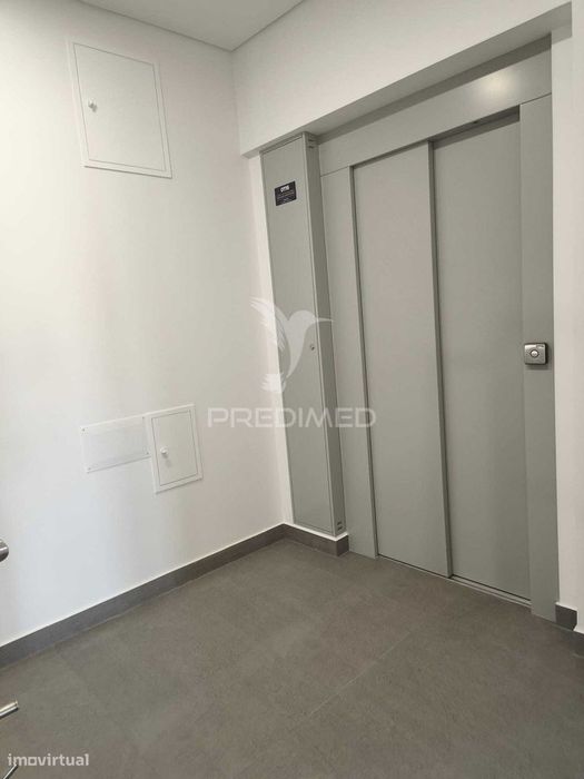 Apartamento novo  T0+1 no centro de Ovar