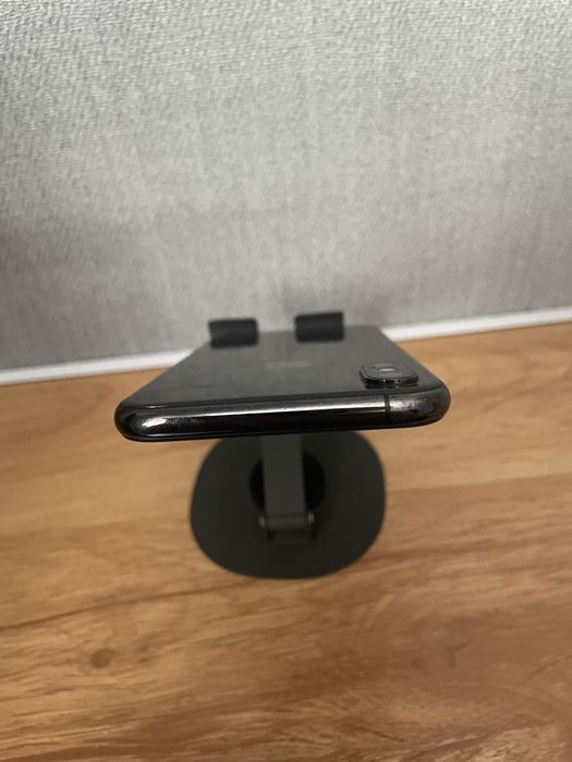 Iphone XS (254gb) чорного кольору
