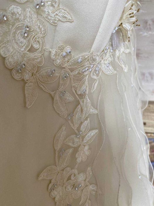 Весільна сукня (свадебное платье), колір шампань