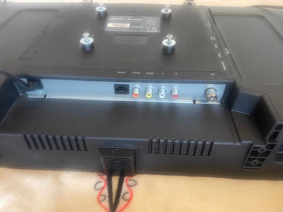 Телевізор Liberti LD-3229 діагональ 32 дюйми.