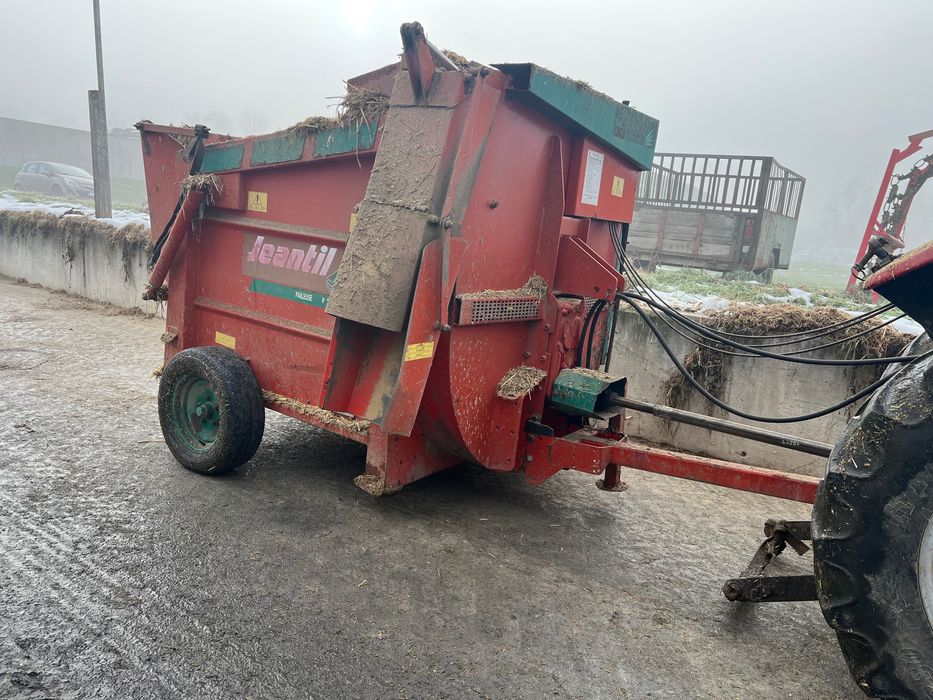 Ścielarka do słomy Jeantil