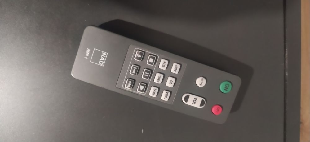 Tytuł: Wzmacniacz NAD  C316 BEE