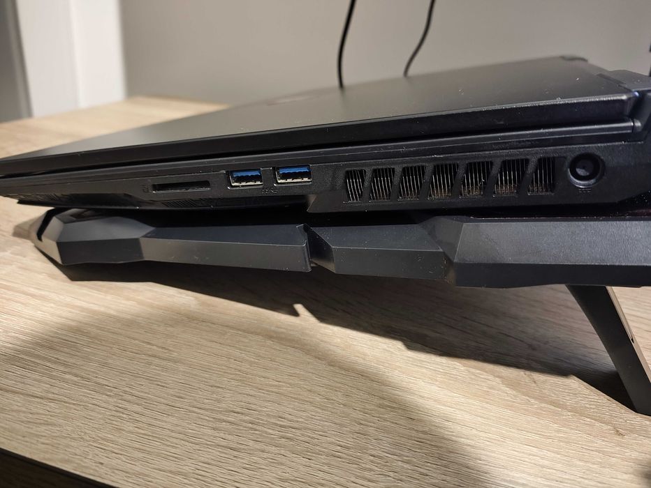 LAPTOP GAMEINGOWY MSI GL75 i7-9750H Windows 11 GTX1660Ti 17,3" 120Hz