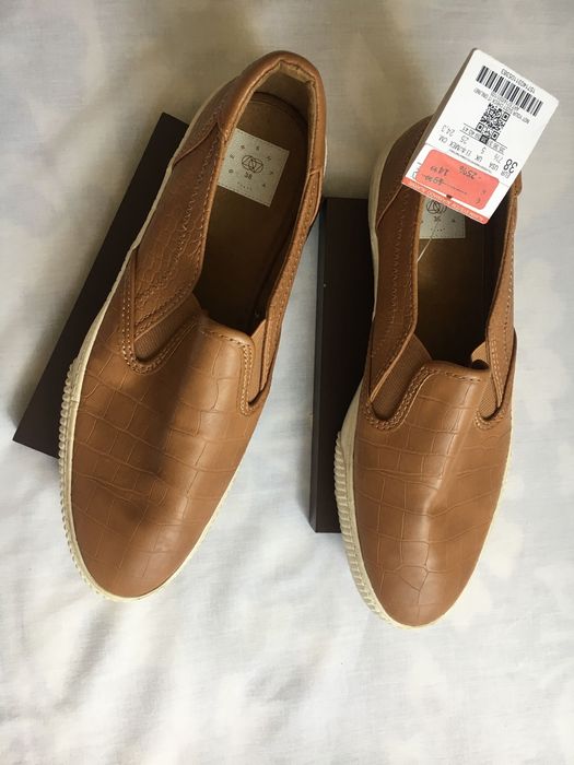 Слипоны новые Bershka 38 р.