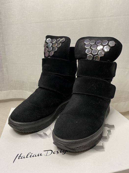 Зимние женские ботинки