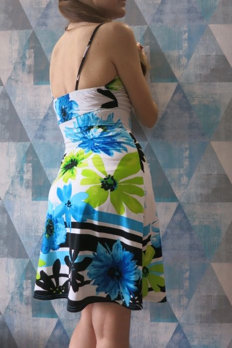 Сарафан літній легкий на бретелях