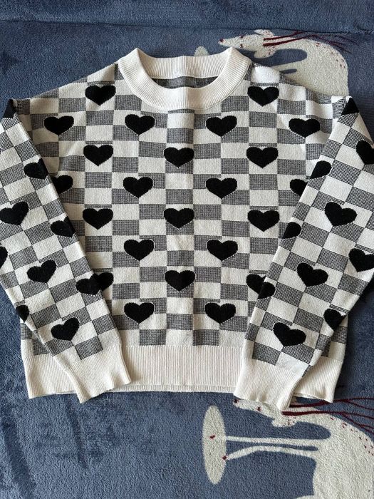 Свитер для девочки