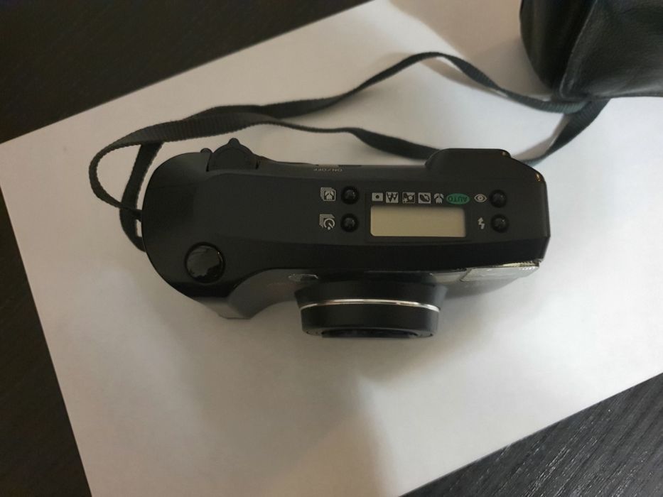 Плівковий фотоапарат Minolta Riva Zoom 135ex + Чохол