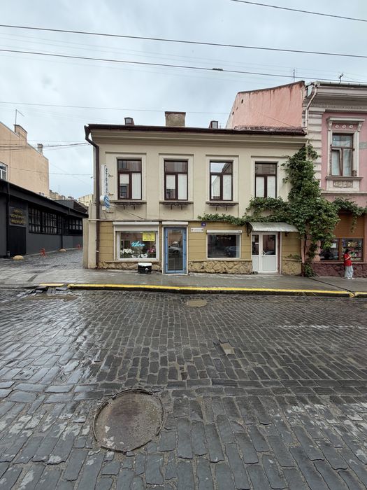 Оренда топового приміщення з панорамними вікнами