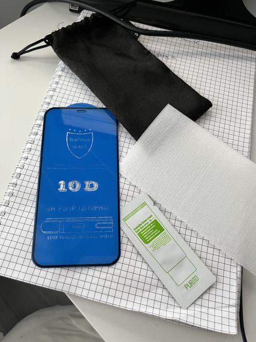 Продам новое защитное стекло для iPhone 12 128 GB белый