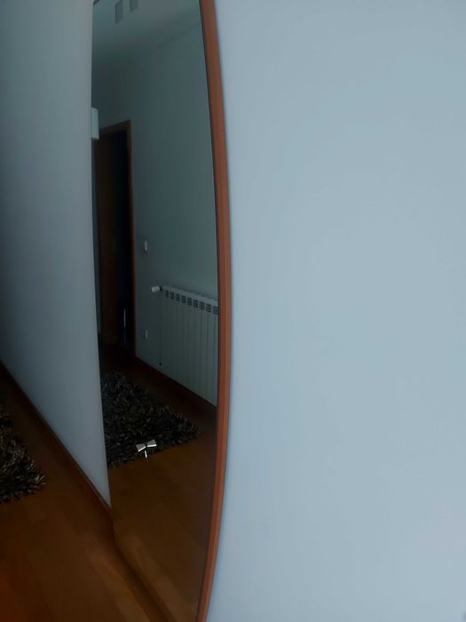 Espelho em cerejeira