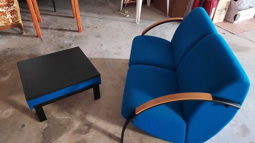 Sofa escritório  e mesa de apoio