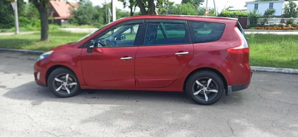 Автомобіль вартий уваги