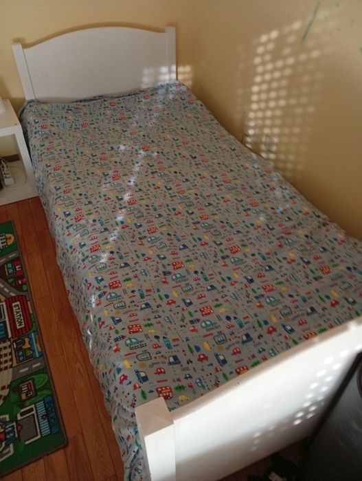 Cama criança IKEA