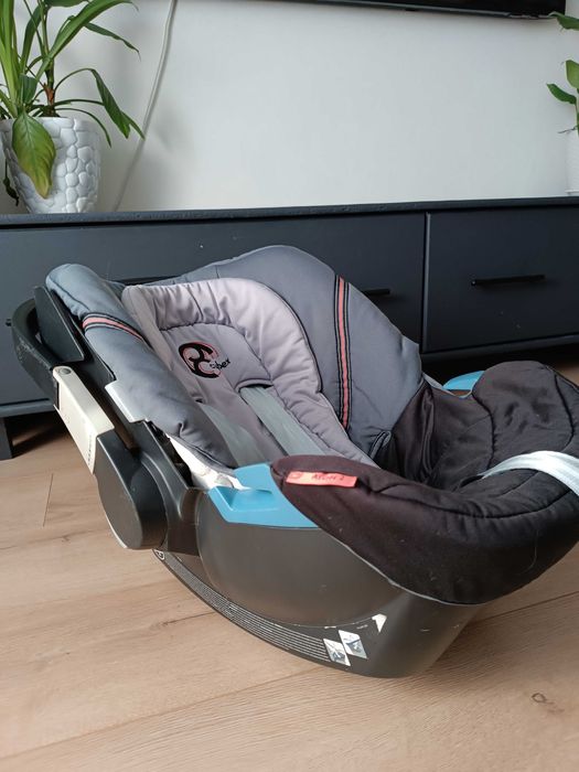 Автокрісло cybex