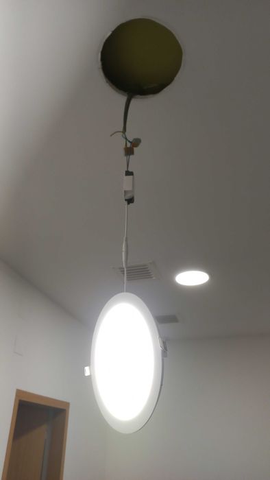 Vendo 5 painéis LED redondos de encastrar Begolux modelo Lupo R