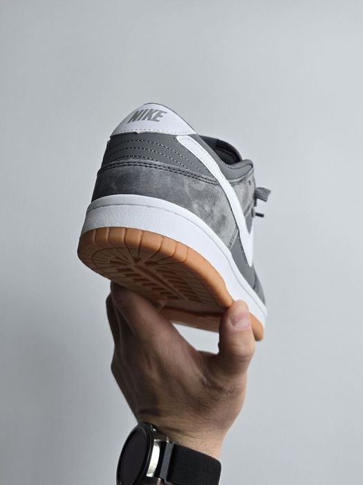 Чоловічі кросівки Nike SB Dunk Grey White