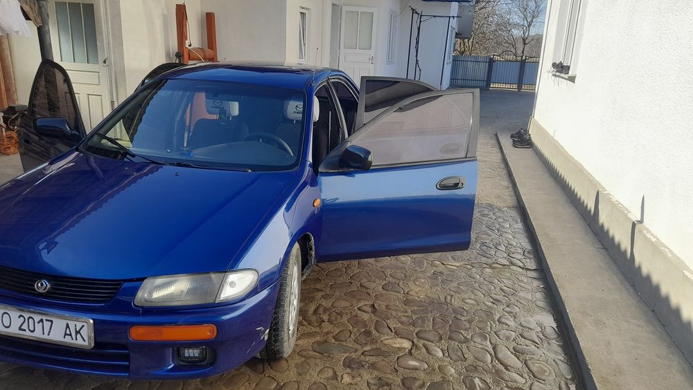 Продам мазду 323 1996р  1,5 бензин