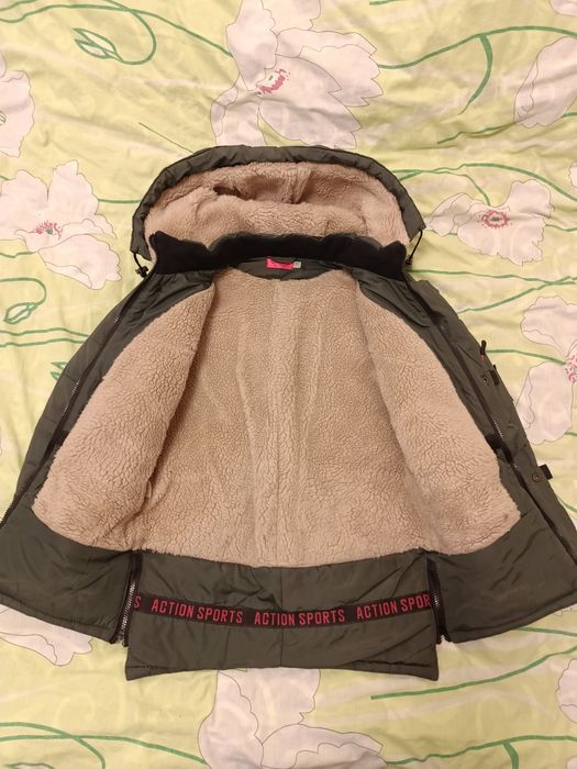Зимова, зимняя куртка 9-10 лет