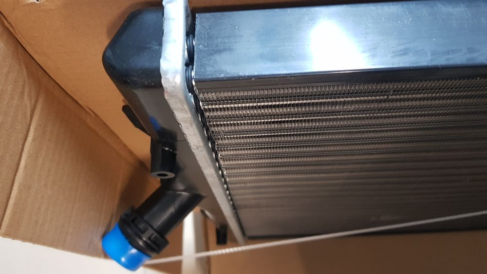 Nowa Chłodnica silnika NRF 53425A Skoda Audi Seat VW