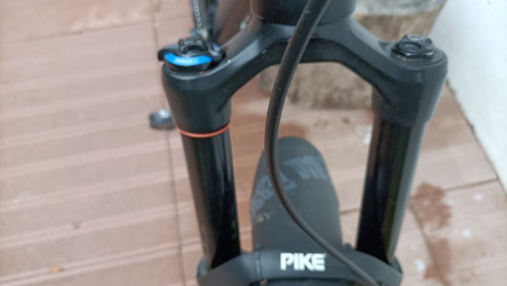 Bicicleta Banshee Rune V2