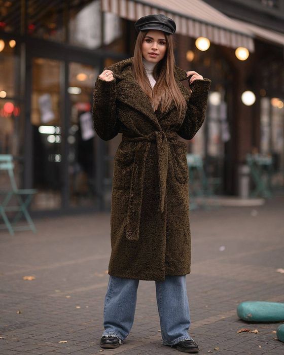 Зимове пальто каракуль