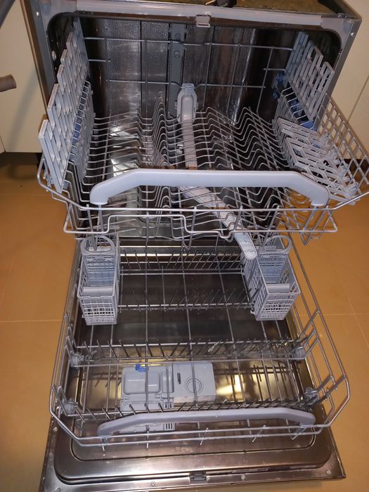 Zmywarka Hotpoint ARISTON LFT 3214 do zabudowy