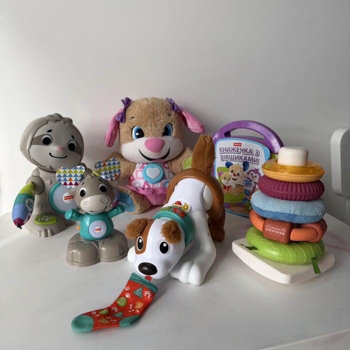 Дитячі розвиваючі іграшки Fisher-Price 6-36 м