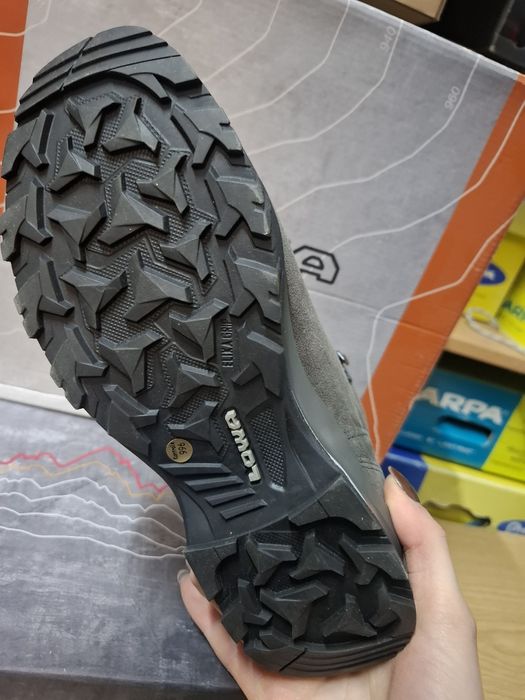 Buty trekkingowe wyższe górskie LOWA Tucana GTX mid 38 goretex