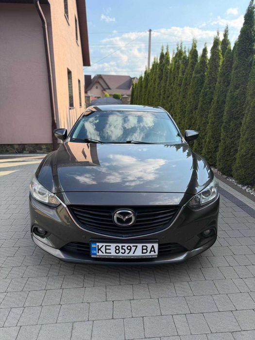 Mazda 6 2.5 бензин Sky Active 2015