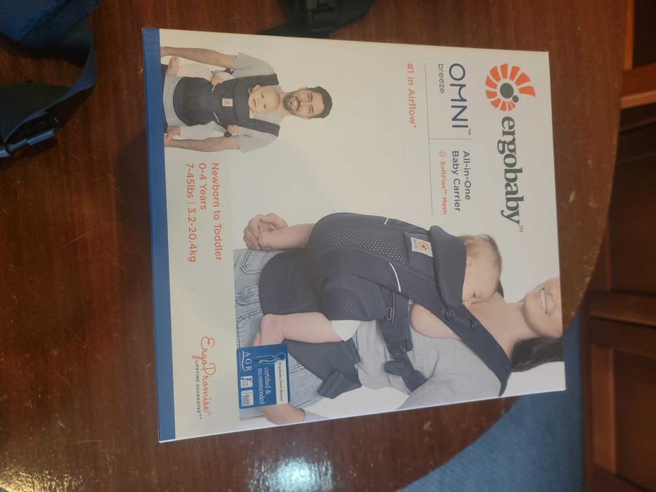 Ergobaby Marsúpio Omni Breeze Onyx Midnight Blue