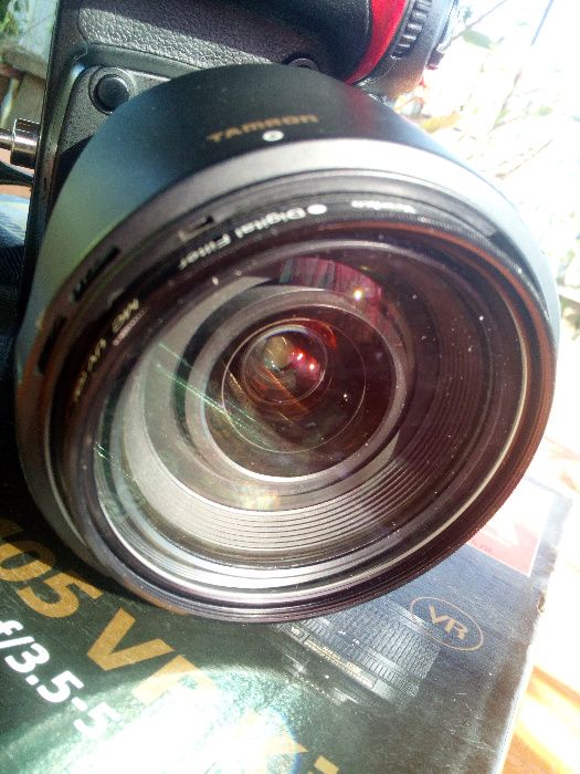 Nikon D7000+ Спалах+ Бустер