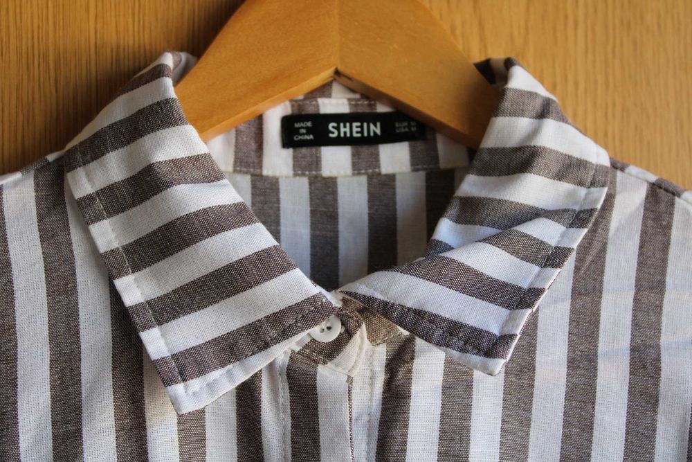 Camisa com Riscas