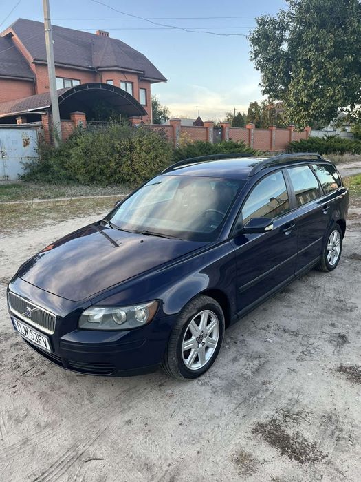 Продам  Volvo V 50    В Харькове !!!