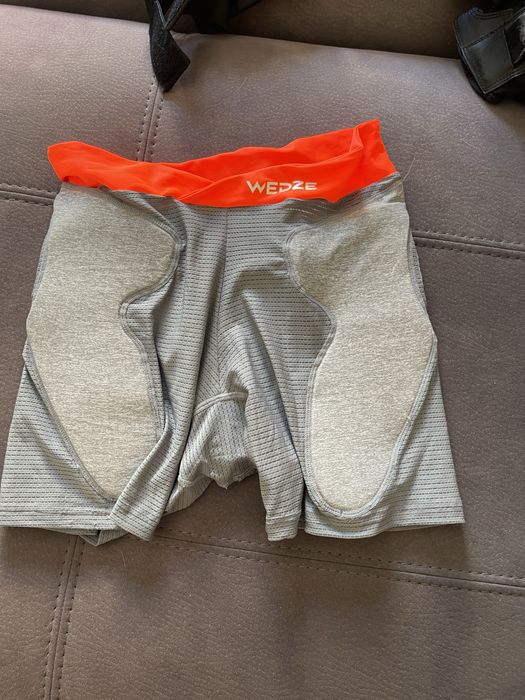 Protetor coxis senhora