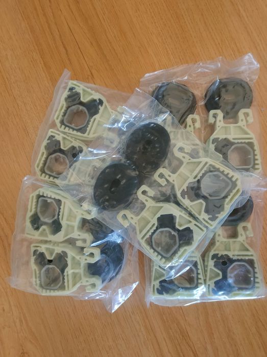 Кріплення радіатора 5Q0121367G 1K0121367F