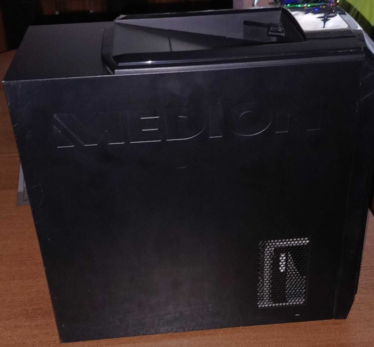 komputer stacjonarny (medion) stan bardzo dobry