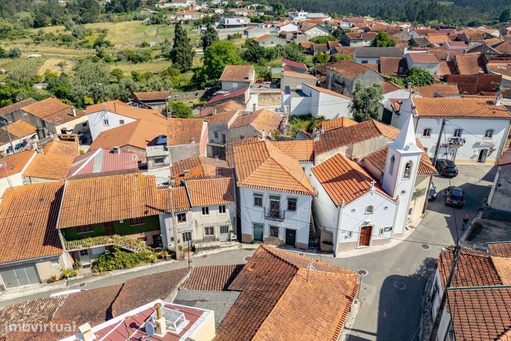 Moradia T4 para venda