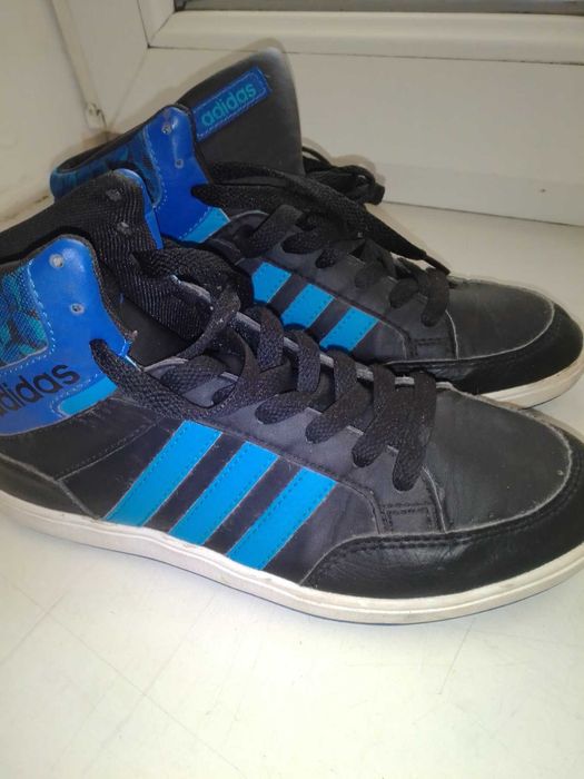 кроссовки в хорошем состоянии  за приемлемую цену