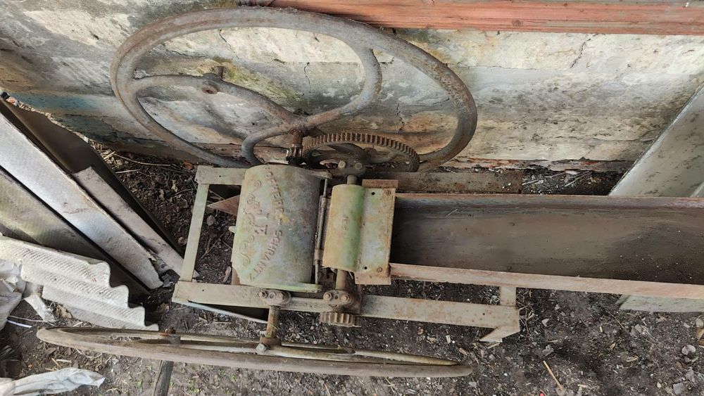 Продам січкарню 1911