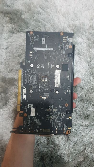 GTX 950 Asus branca