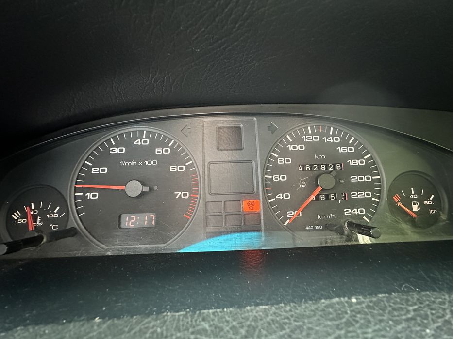 Продам Ауди 100 С4