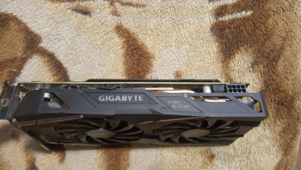 GIGABYTE Radeon RX 580  8Gb