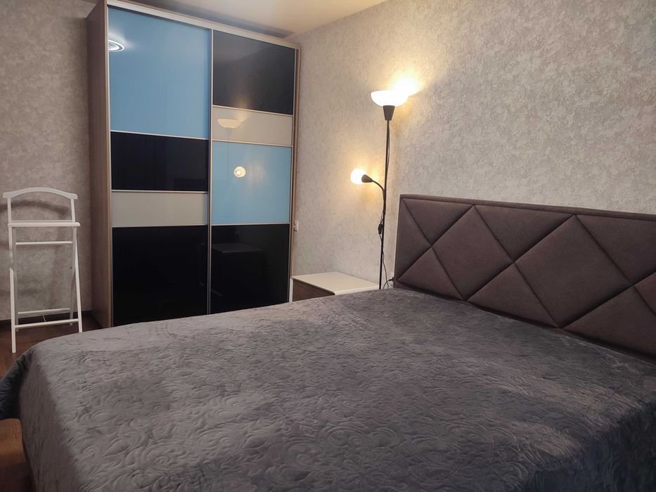 2 х комнатная квартира посуточно..2 кондиционера .