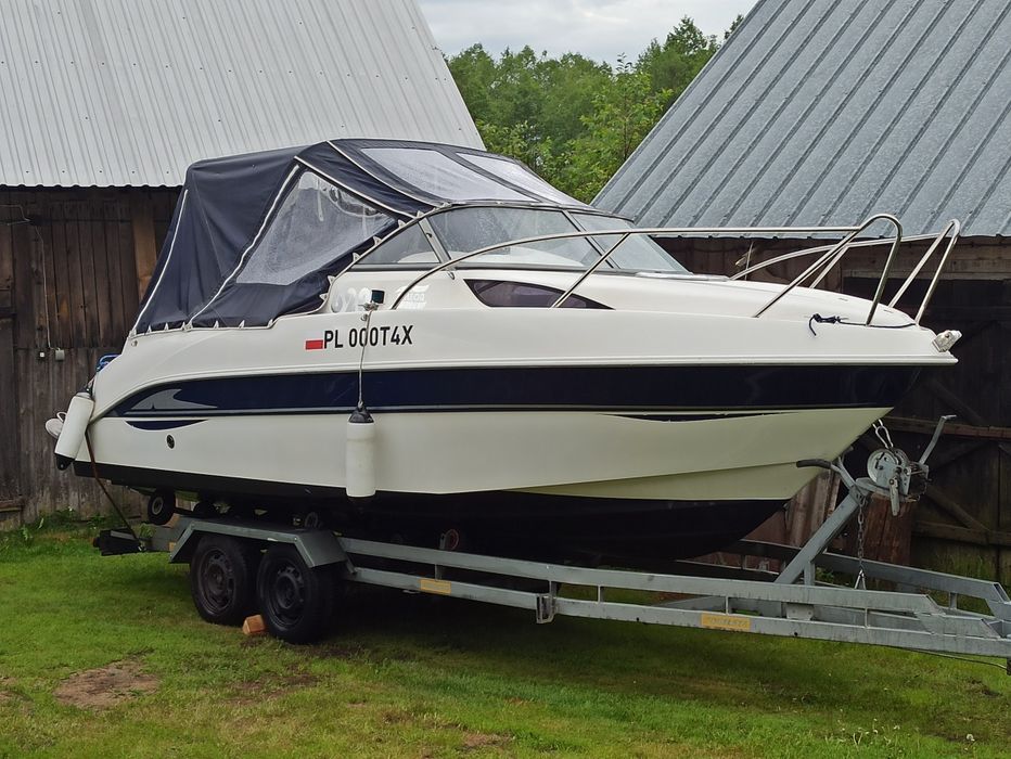 Łódź motorowa Galeon Galia 620 Evinrude E-tec 200 kabinowa motorówka jacht