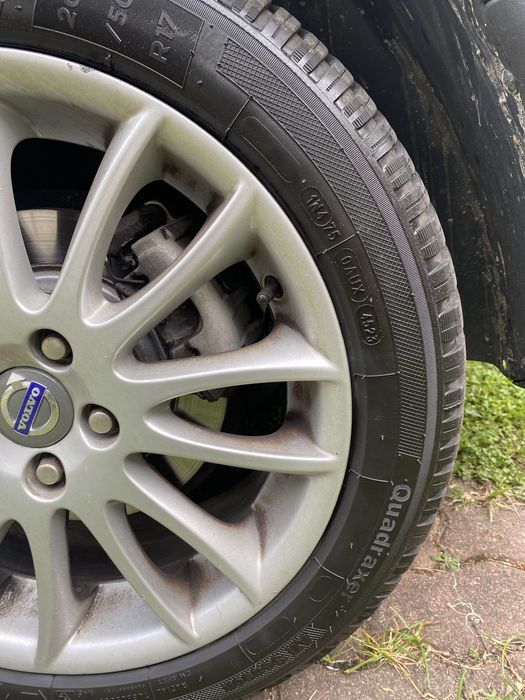 Volvo  c30  alu.17” Car Play