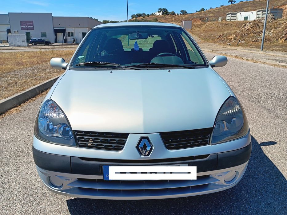 RENAULT CLIO II 1.2 – 2001 | Excelente Estado