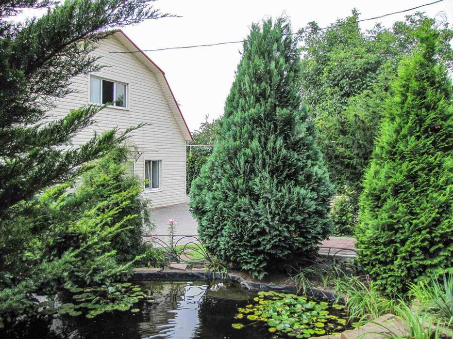 Продам элитный 2-х эт. дом в ЦЕНТРЕ Шевченковского района.