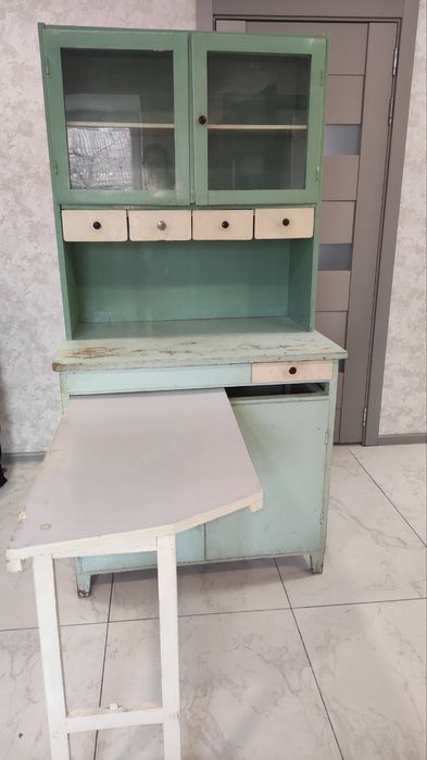 Буфет кухонный шкаф