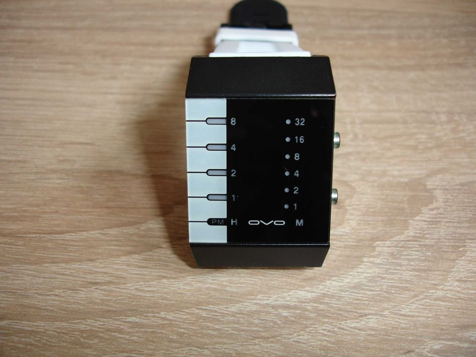 Zegarek Binarny OVO Piano style